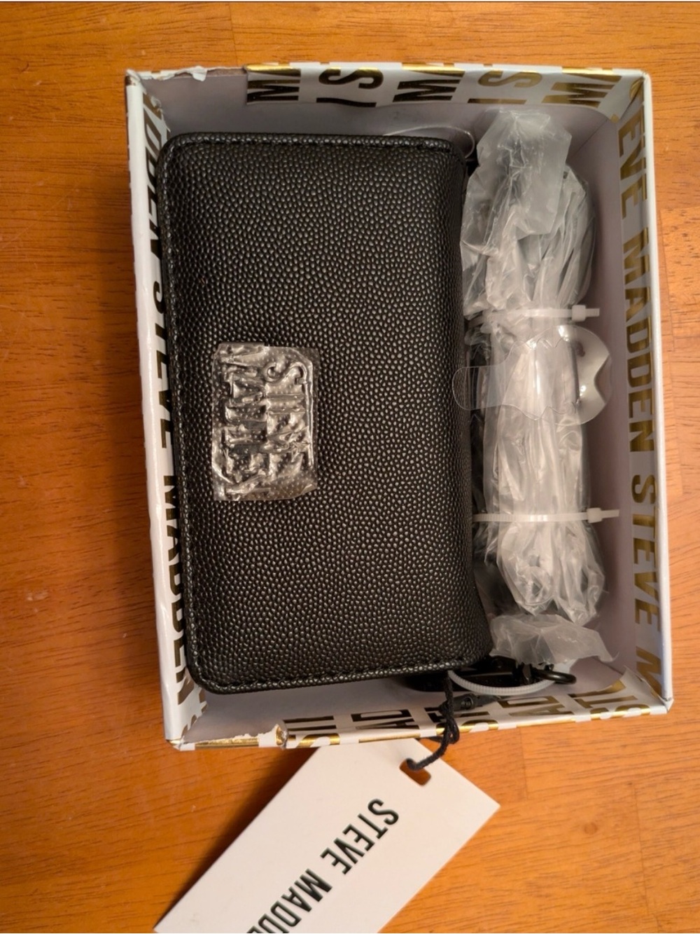 STEVE MADDEN WOMENS BLACK PEBBLED WRISTLET W/ STRAP NIB